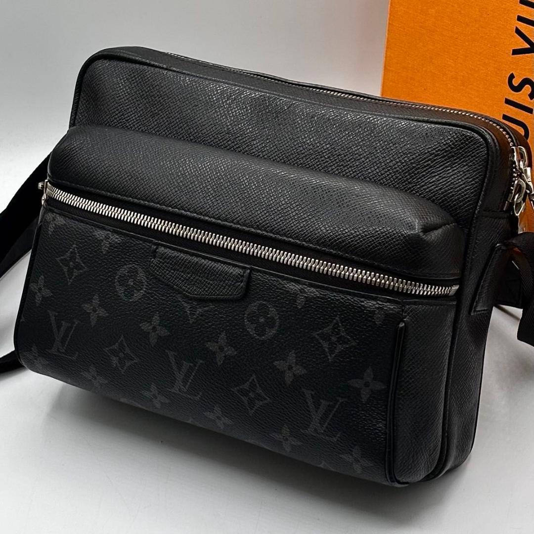 ルイヴィトン エクリプス アウトドア メッセンジャーPM ショルダーバッグ