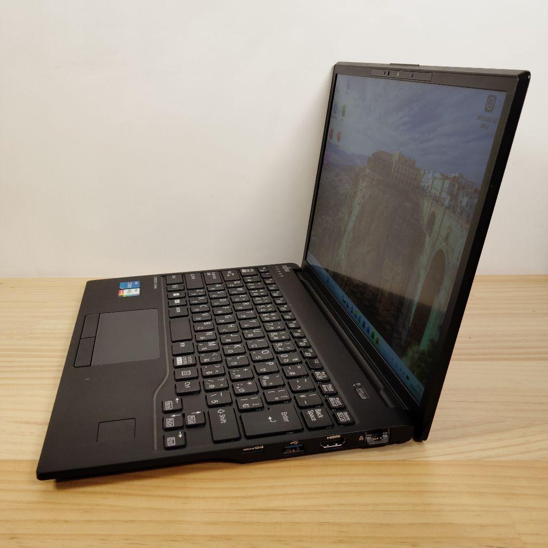 日本製 Fujitsu U9313 爆速 第13世代i5搭載 爆速 512GB