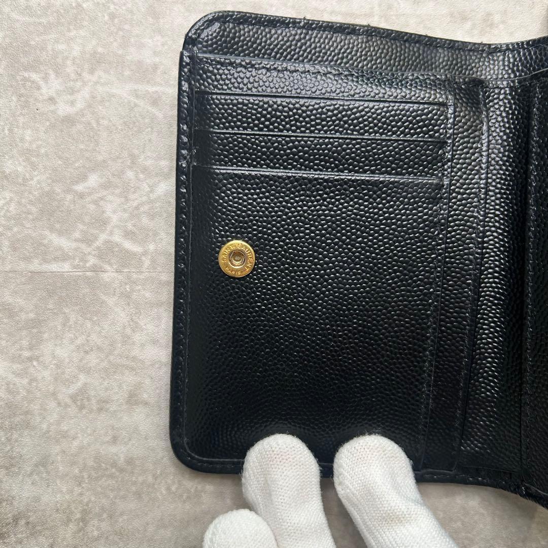 サンローランYSL ブラック 二つ折り財布 キルティング Vステッチ