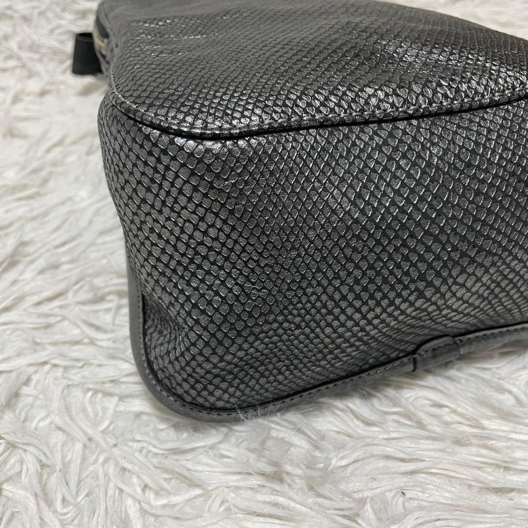 未使用✨️aniary アニアリ パイソン スネーク ボディバッグ シルバー