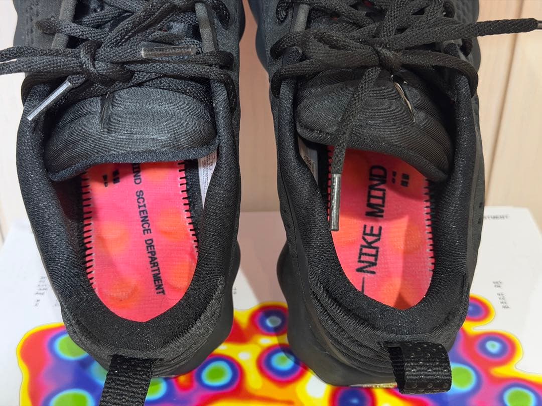 新美品 NIKE MIND 002 24.5cm ブラック ナイキ マインド