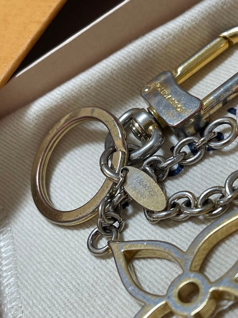 ルイヴィトン キーホルダー チャーム