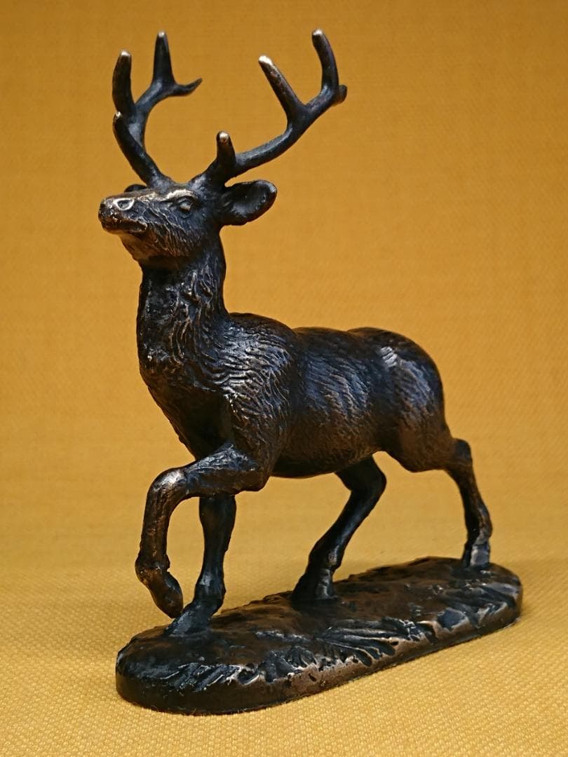 【美品】シカ　鹿　銅製　ヨーロッパ　置物　インテリア　工芸品　美術品　A2523