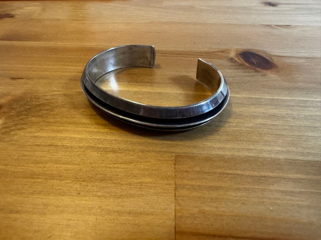 Tom Hawk トムホーク　バングル　ブレスレット　ナバホ　インディアン