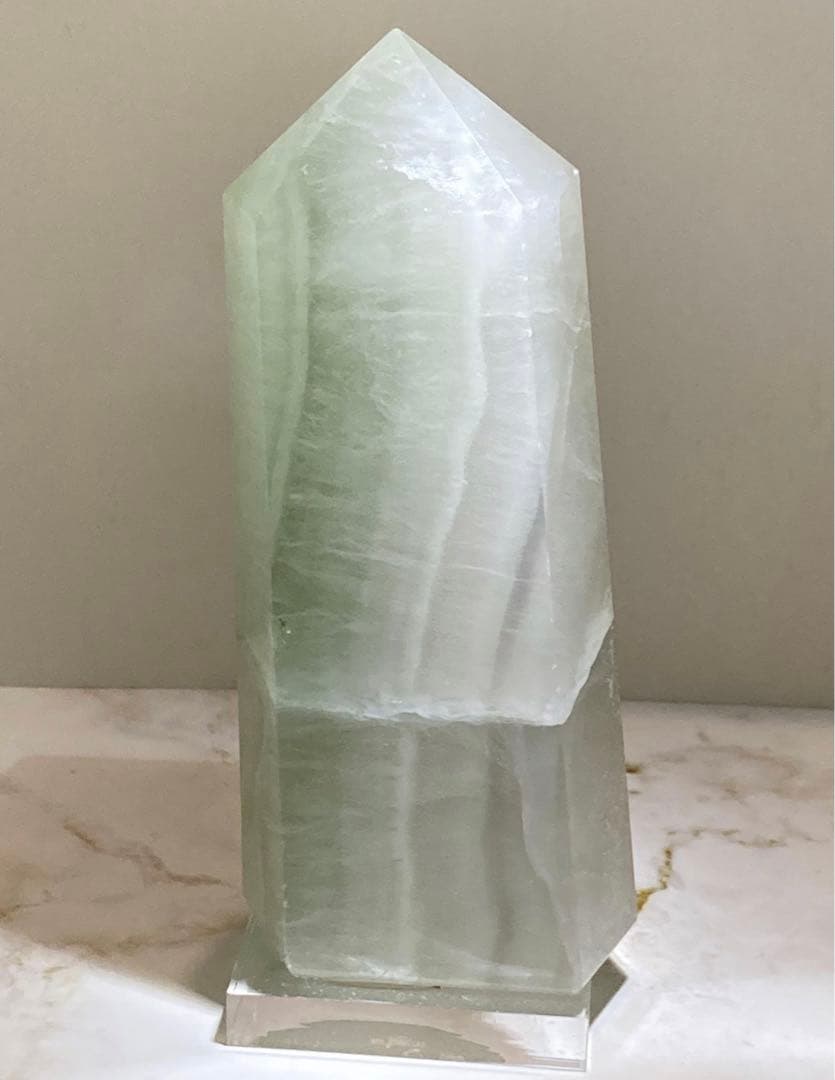 バイカラー✿*:・　虹入り✨ フローライト　蛍石　オベリスク　置物