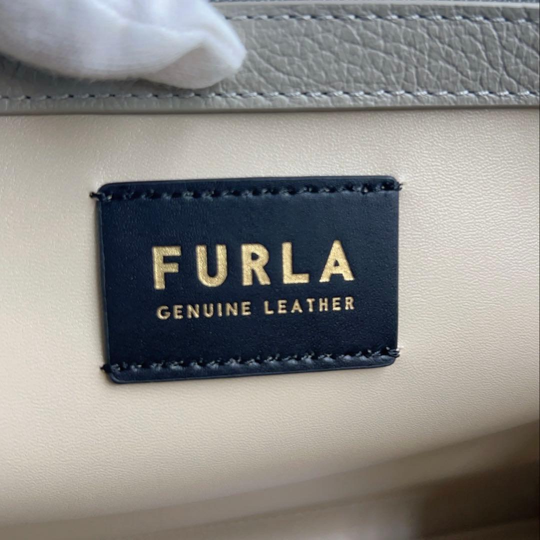 極美品✨FURLA フルラ　ソフィア トートバッグMサイズ レザー　アイボリー