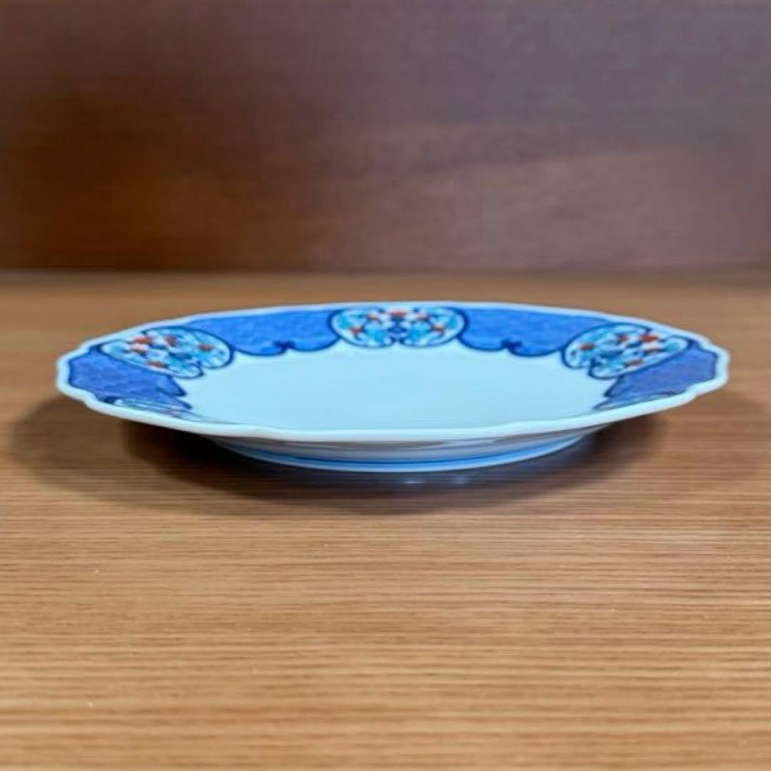 伊万里焼 畑萬陶苑 色絵墨弾き青海波唐花文 木瓜型 7寸皿☆