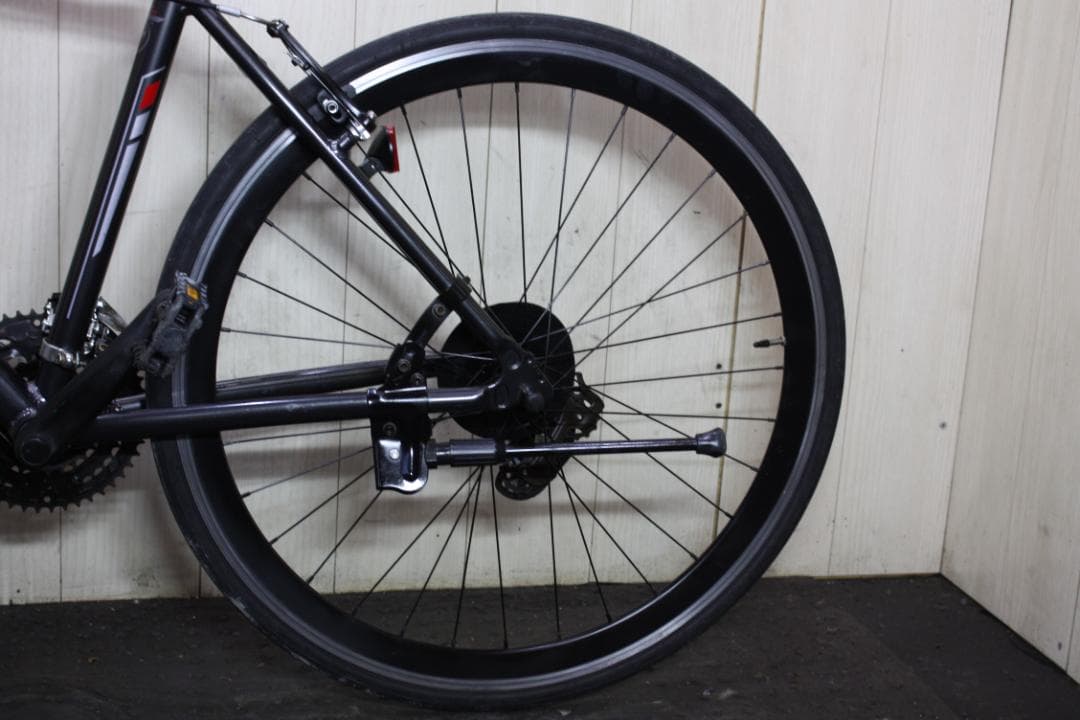 ANIMATOアニマト製ENFLER 700C アルミ 21速 460mmクロス