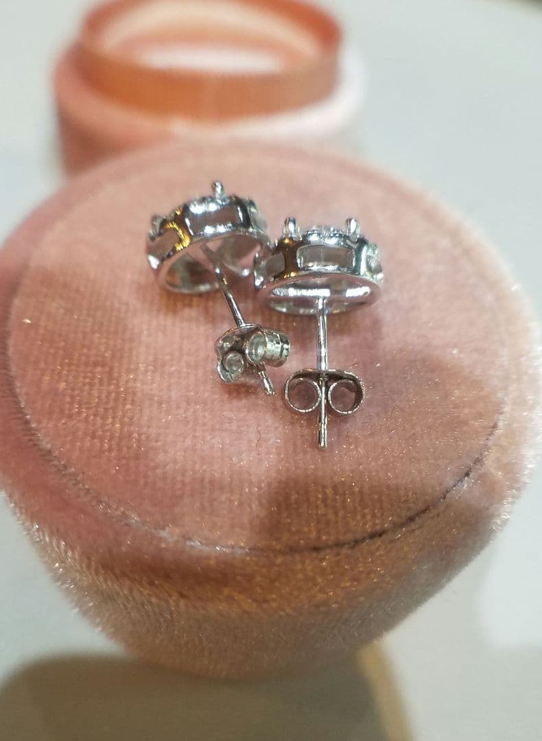 セット割♡N.！最高級モアサナイト　100面カット　ヘイローピアス