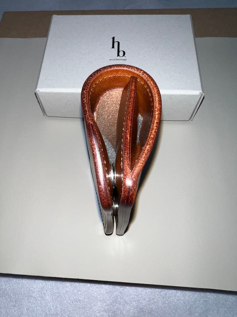 acca bottega アッカボッテガ 財布 新品未使用　タウラス