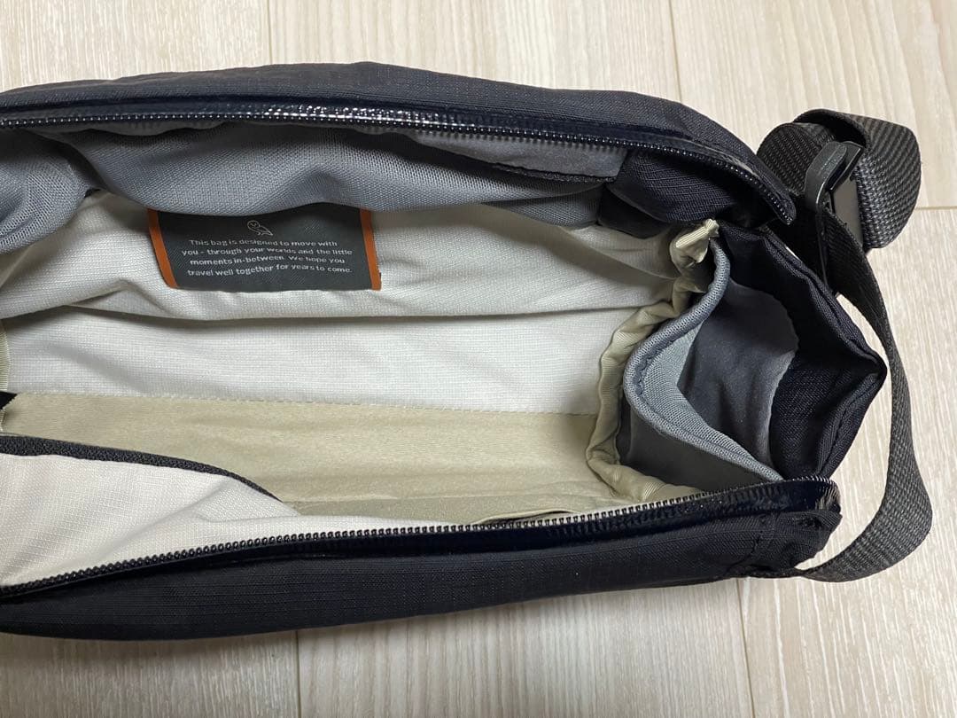 バッグ bellroy Venture Sling 6L
