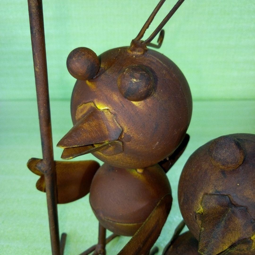 レトロな鳥　2体セット　傘を持つ小鳥の置物　インテリア　オブジェ　ディスプレイ