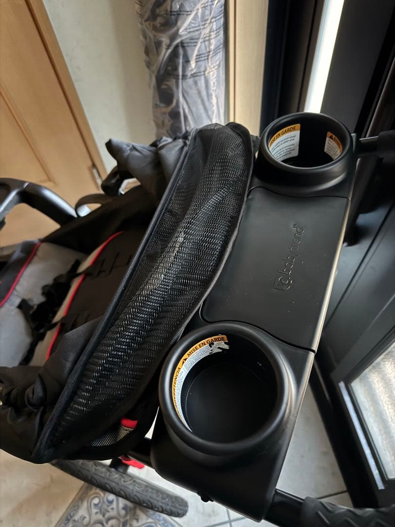 ジョギングベビーカー ブラック・レッド