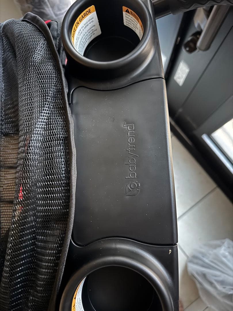 ジョギングベビーカー ブラック・レッド