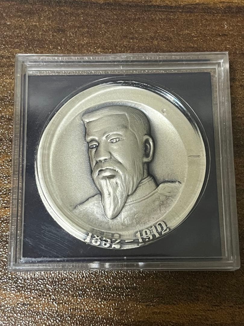 ★希少★ 明治天皇肖像　純銀　記念硬貨