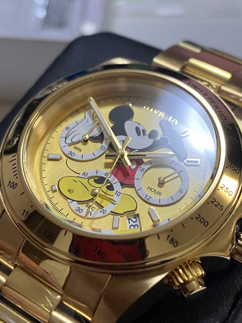 mickey ミッキーマウス　Disney　INVICTA　腕時計　ディズニー