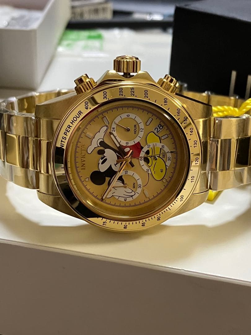 mickey ミッキーマウス　Disney　INVICTA　腕時計　ディズニー