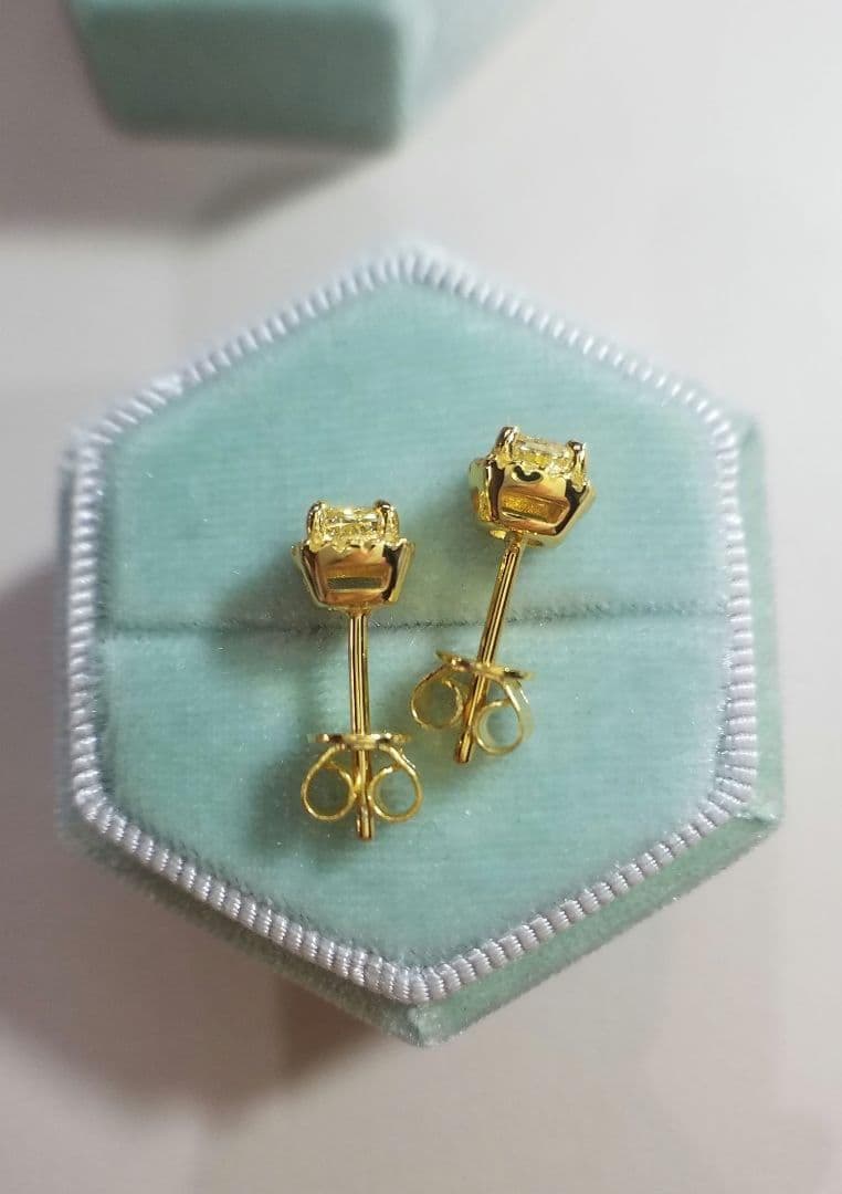 kico！最高級ソナイエローダイヤモンド ピアス+最高級モアサナイトリング