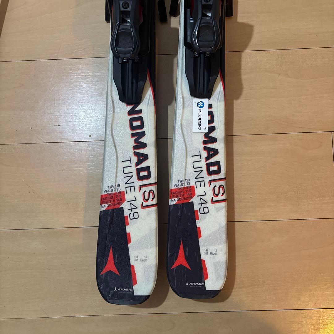 Atomic 149cm スキー板　ストック　セット