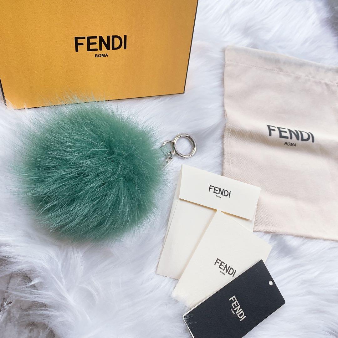 【正規品】FENDI ファーチャーム キーホルダー 付属品あり 美品