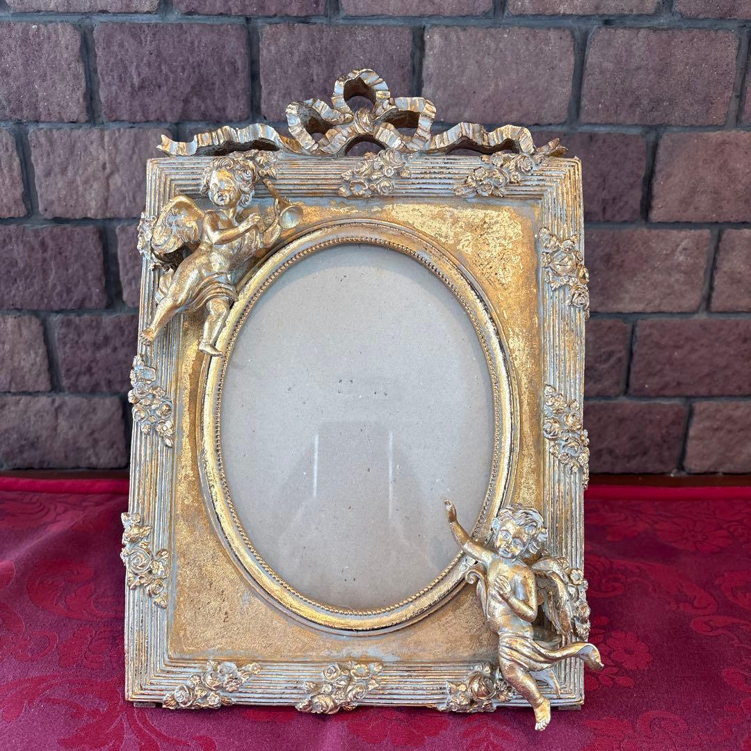 金色の天使付きフォトフレーム