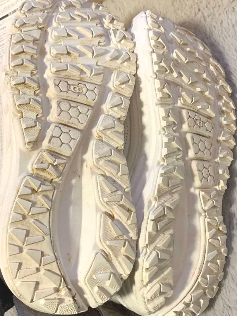 靴 UGG CA805 WHITE NUBUCK