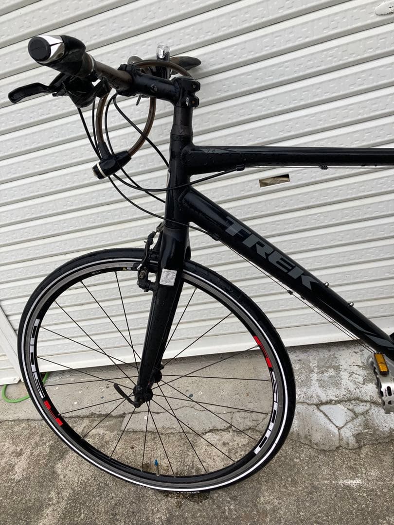 Trek クロスバイク ブラック　トレック