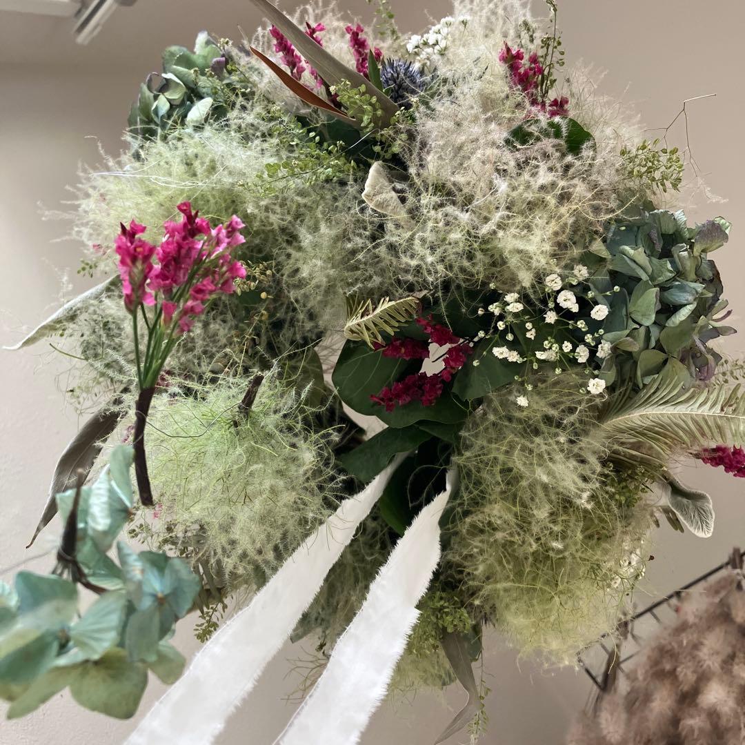 スモークツリー とアンティーク紫陽花　エリンジウムのフライングリース　グレビレア