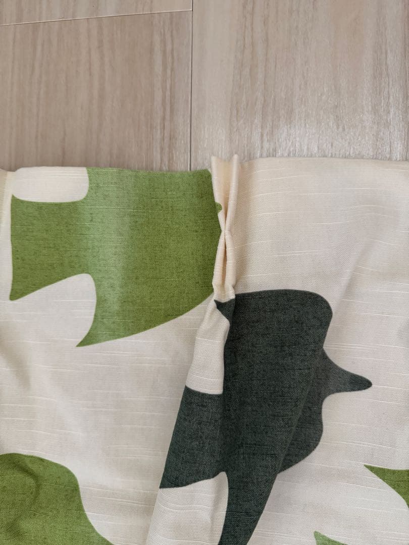 Quarter report カーテン　廃盤　pigeon 2枚