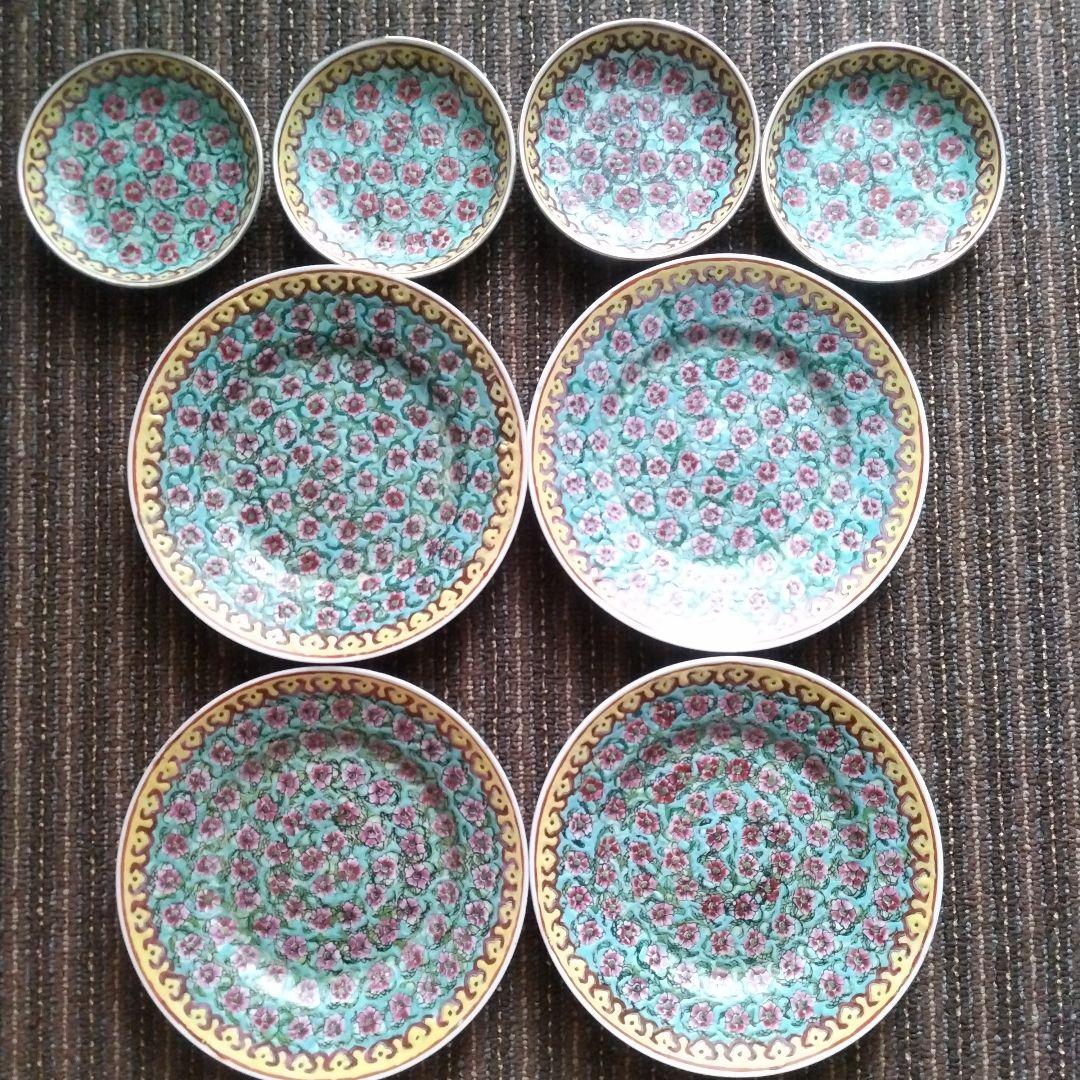 【美品】中国景徳鎮　乾隆年製　粉彩　花詰文様　銘々皿４　小皿４　計８枚