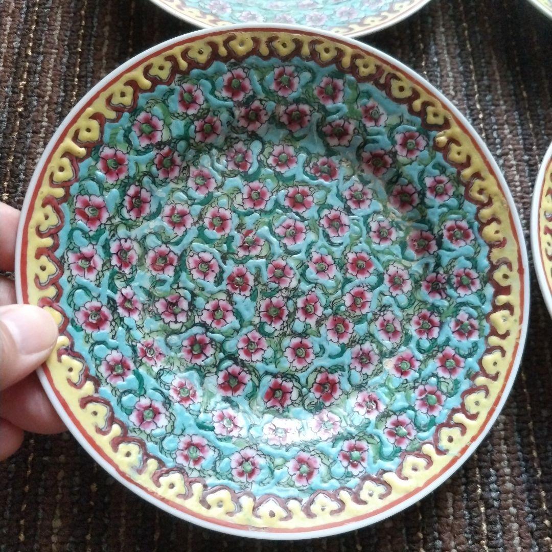 【美品】中国景徳鎮　乾隆年製　粉彩　花詰文様　銘々皿４　小皿４　計８枚