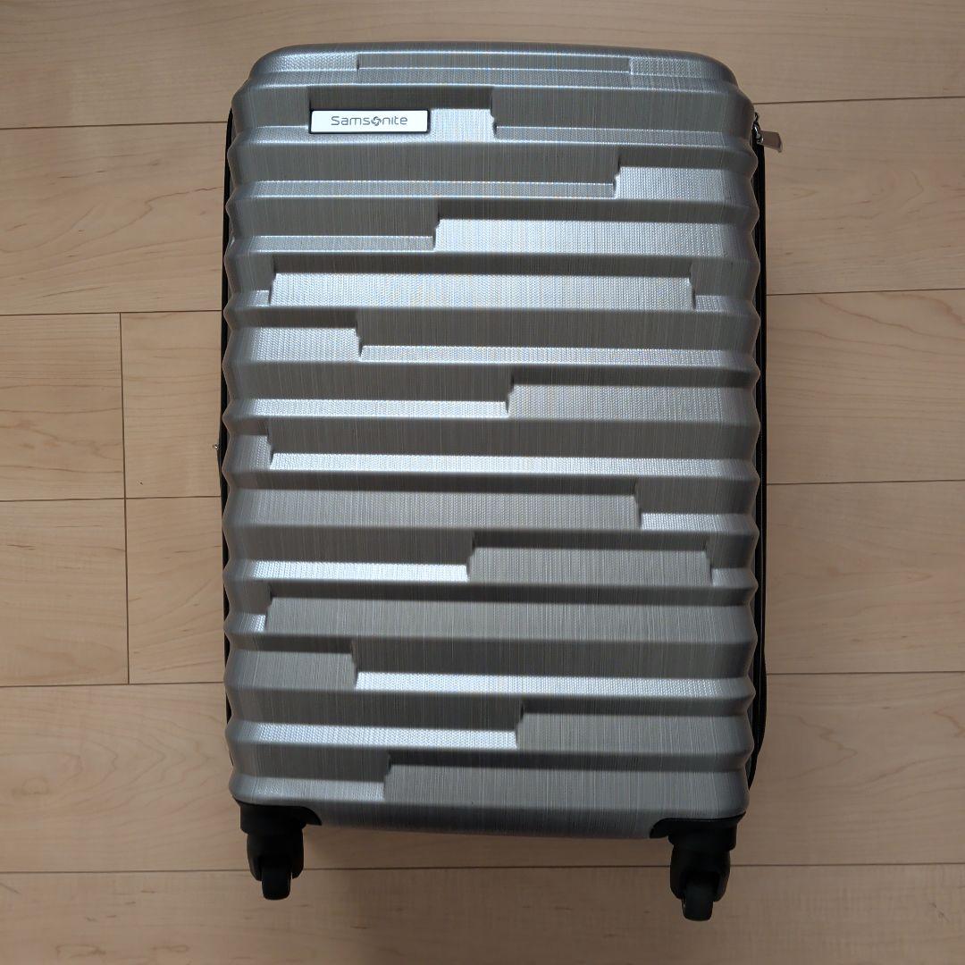 スーツケース samsonite　機内持ち込み
