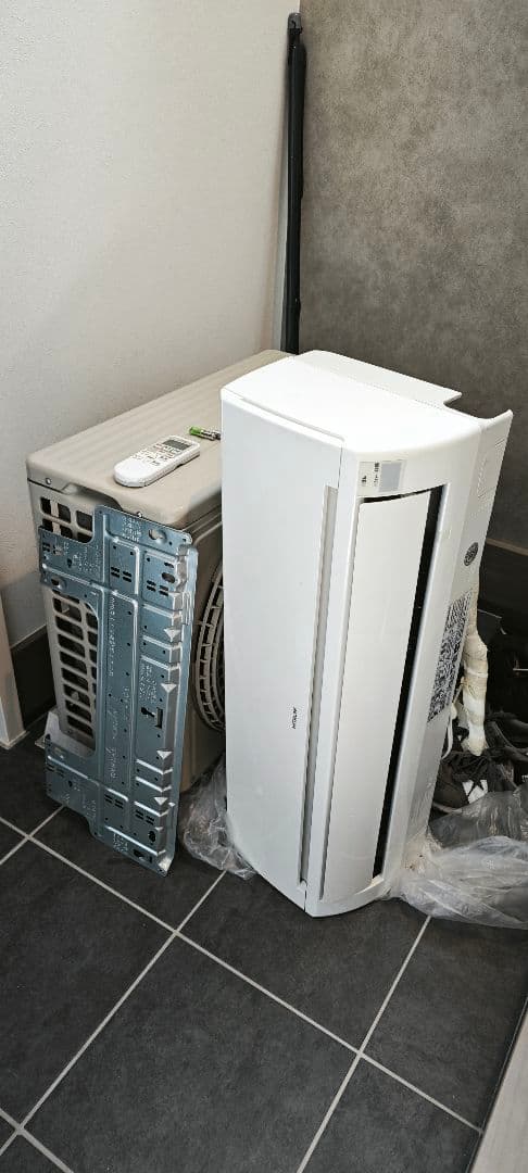 HITACHI RAS-A22E 2.2kw エアコン本体