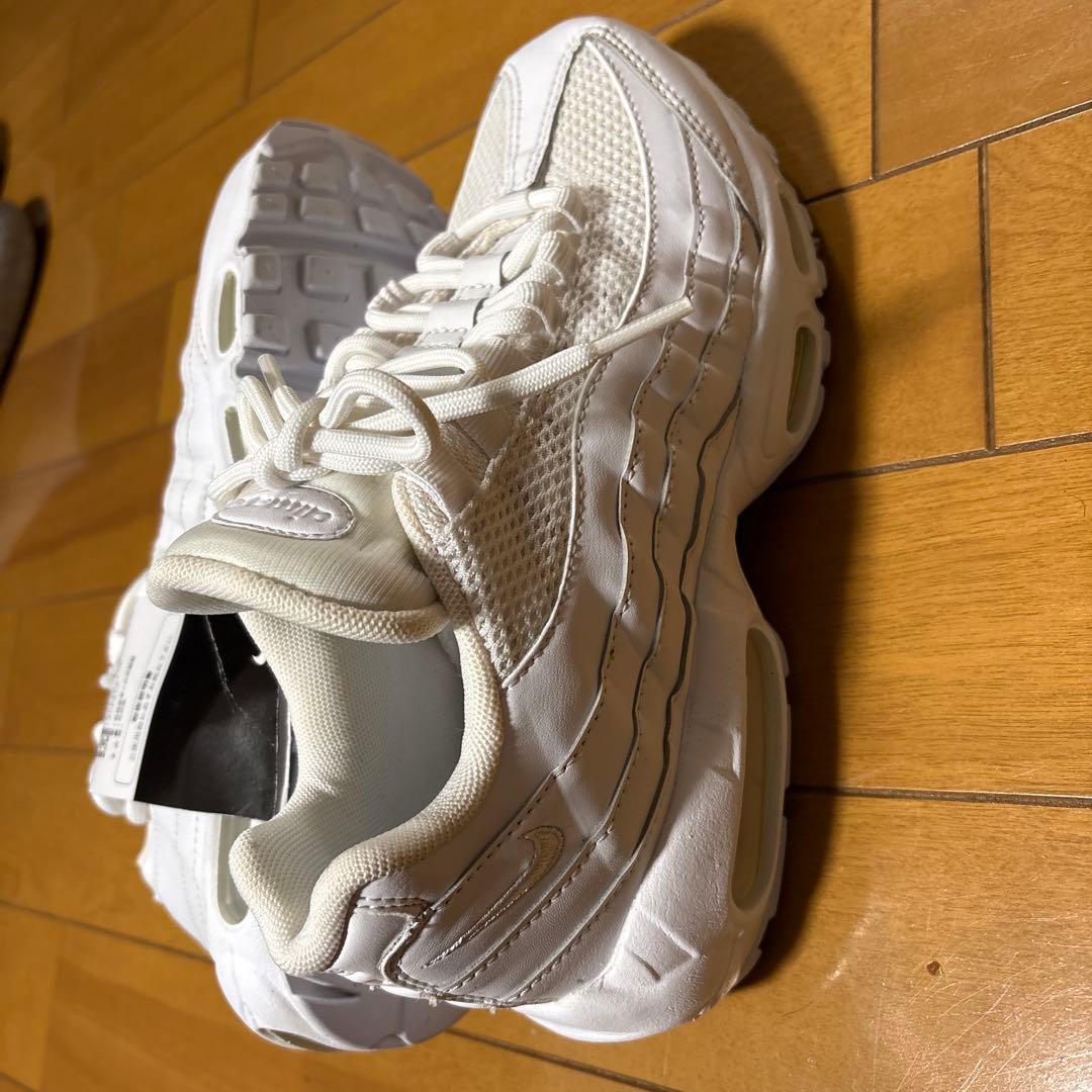Nike Air Max 95 白　レディース24cm