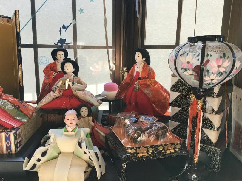 7段飾りのひな人形・大切にしていただけるお嬢様へ