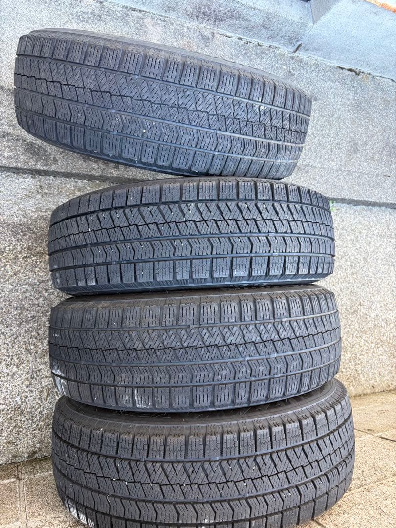 【ＪＵＮ喜 】175/16R14 スタッドレスタイヤVRX2 ②