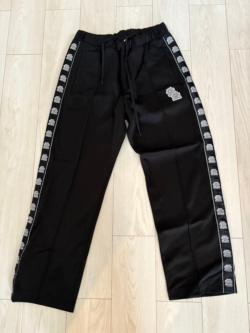 BlackEyePatchトラックパンツLサイズ