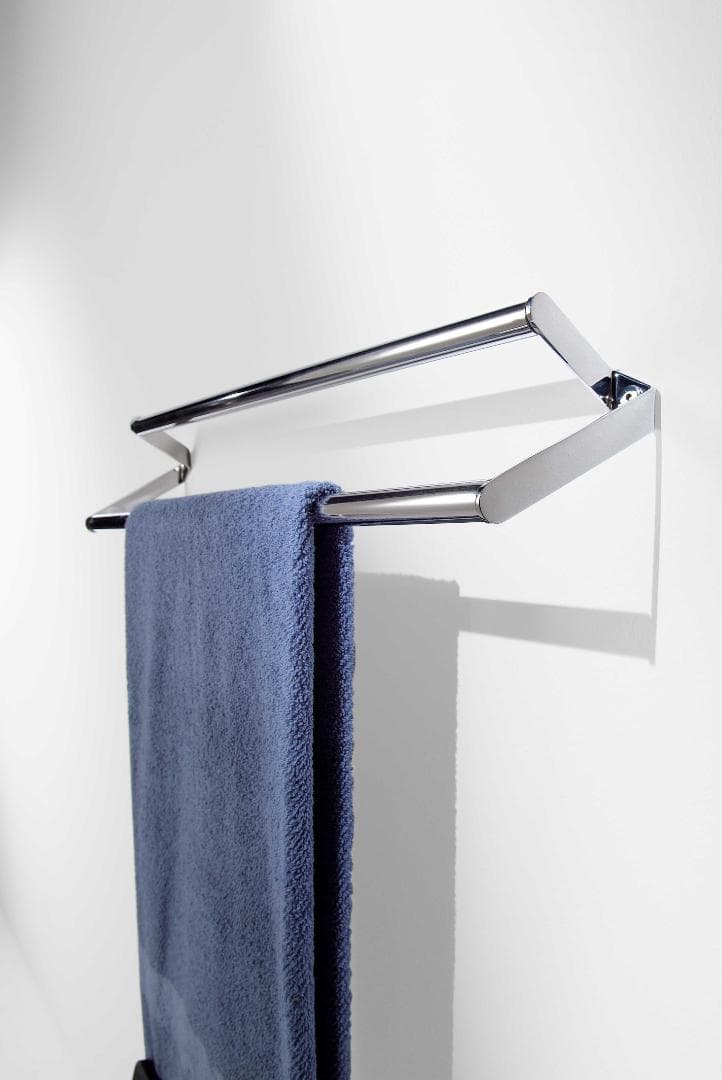 Agape oシリーズのタオルハンガー Enzo Mari