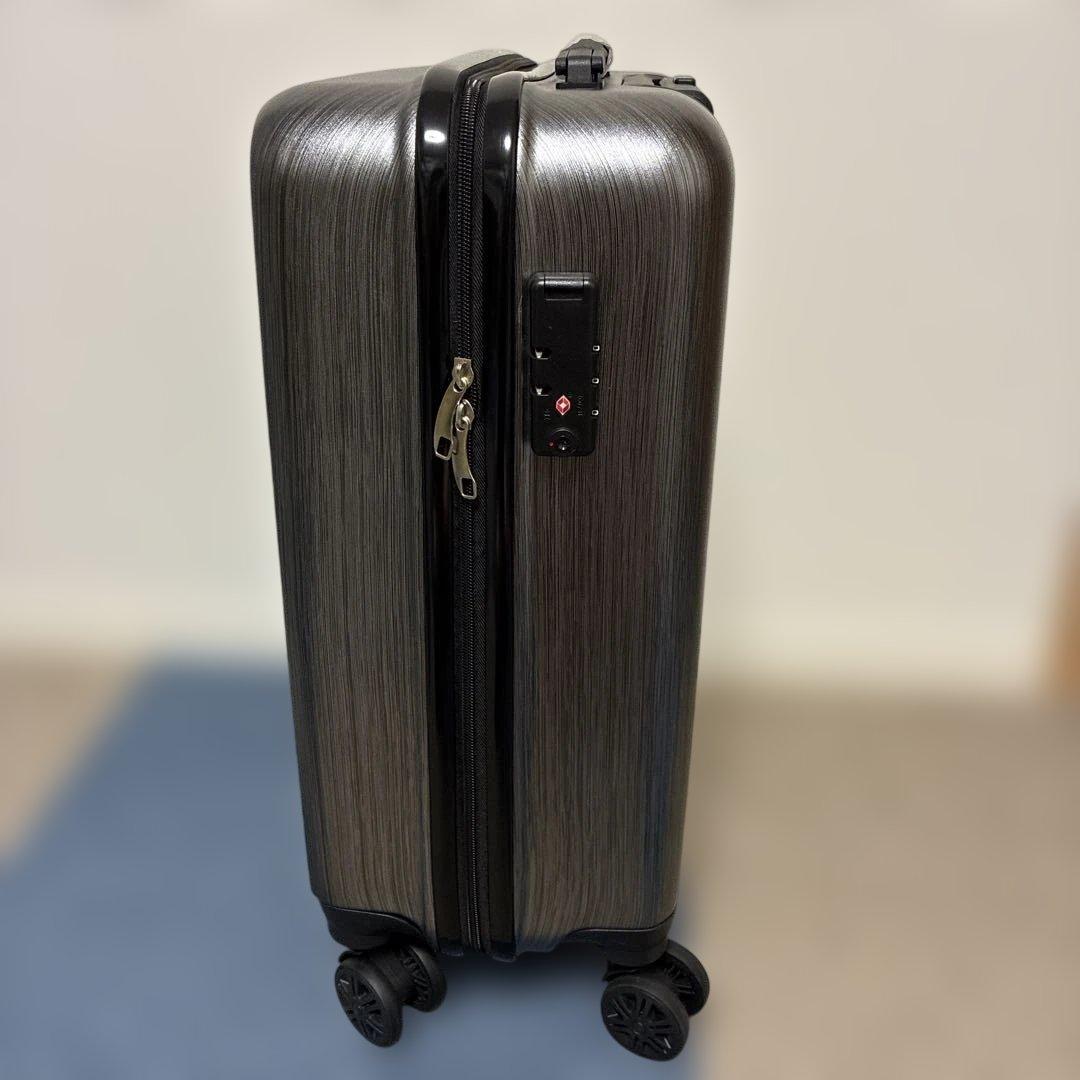 最高級⭐️ポルシェ　軽量オリジナル　TSAロック　スーツケース　旅行　　機内持込み
