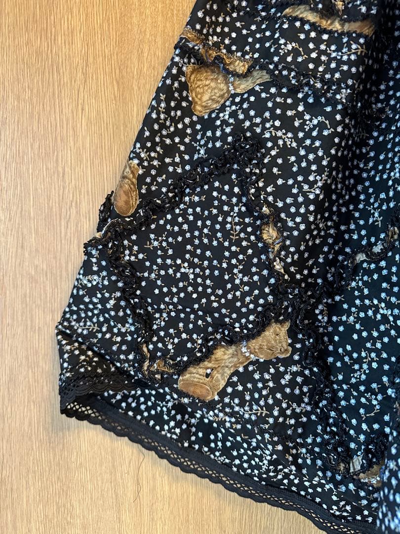 PINKHOUSE フレアスカート 黒と白のドット柄