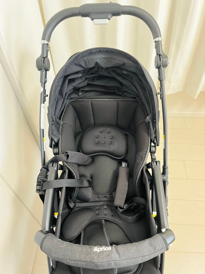 【美品】Aprica　ラクーナクッションフリープラス　2024年購入