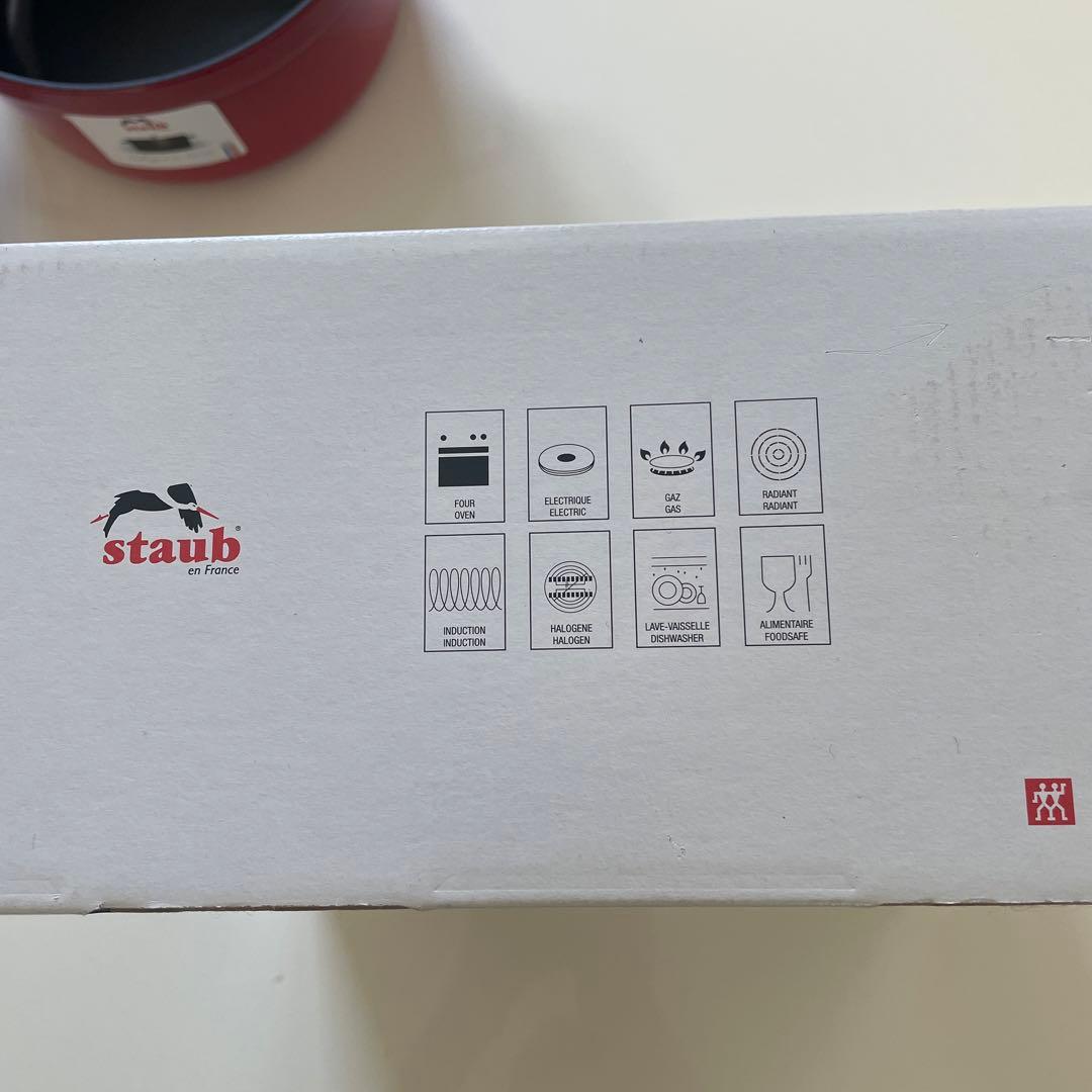 ストウブ　鍋　新品未使用