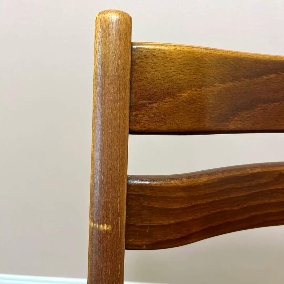 ストッケ　ブラウン