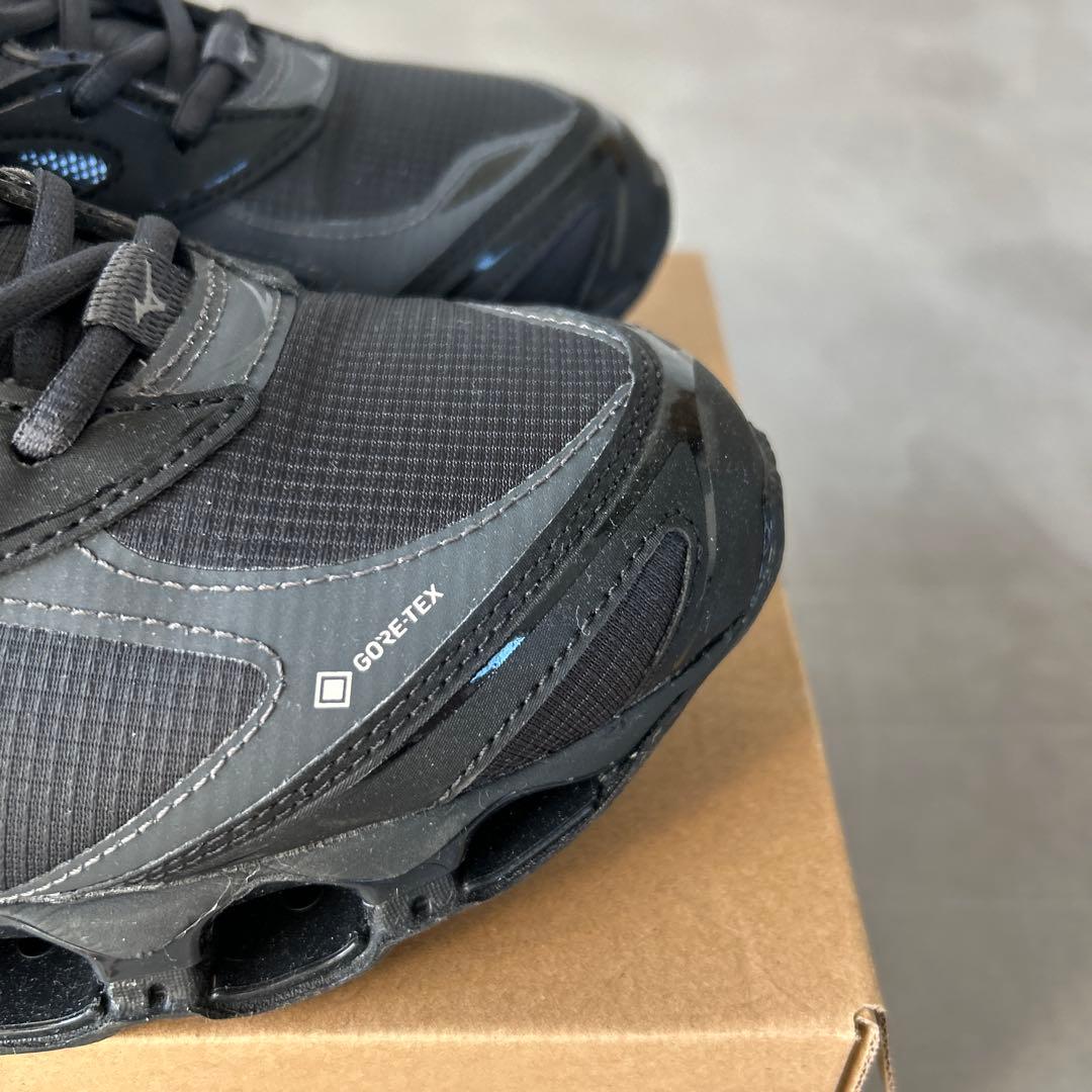 Mizuno GORE-TEX ブラック スニーカー