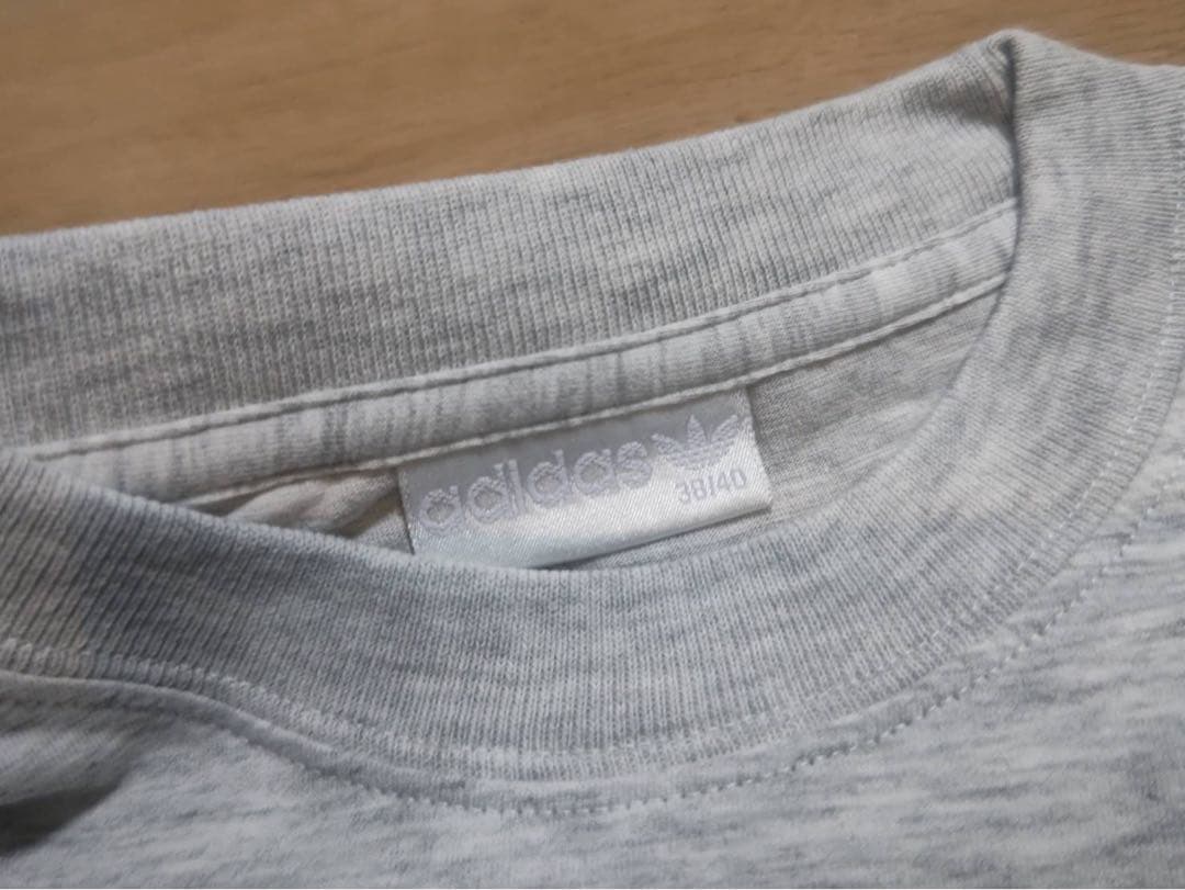 激レア！リバプールFC「ザ・コップ」アンフィールド・スタジアムの記念Tシャツ