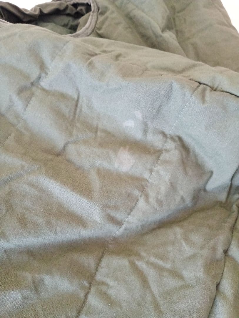 「米軍放出品」寝袋　Intermediate cold