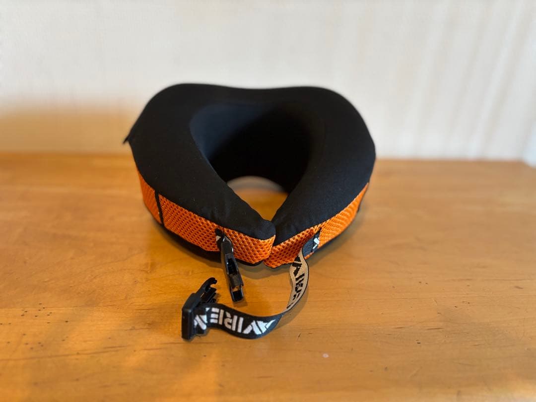 【まめつぶさん専用】ネックピロー2点・フットレスト2点