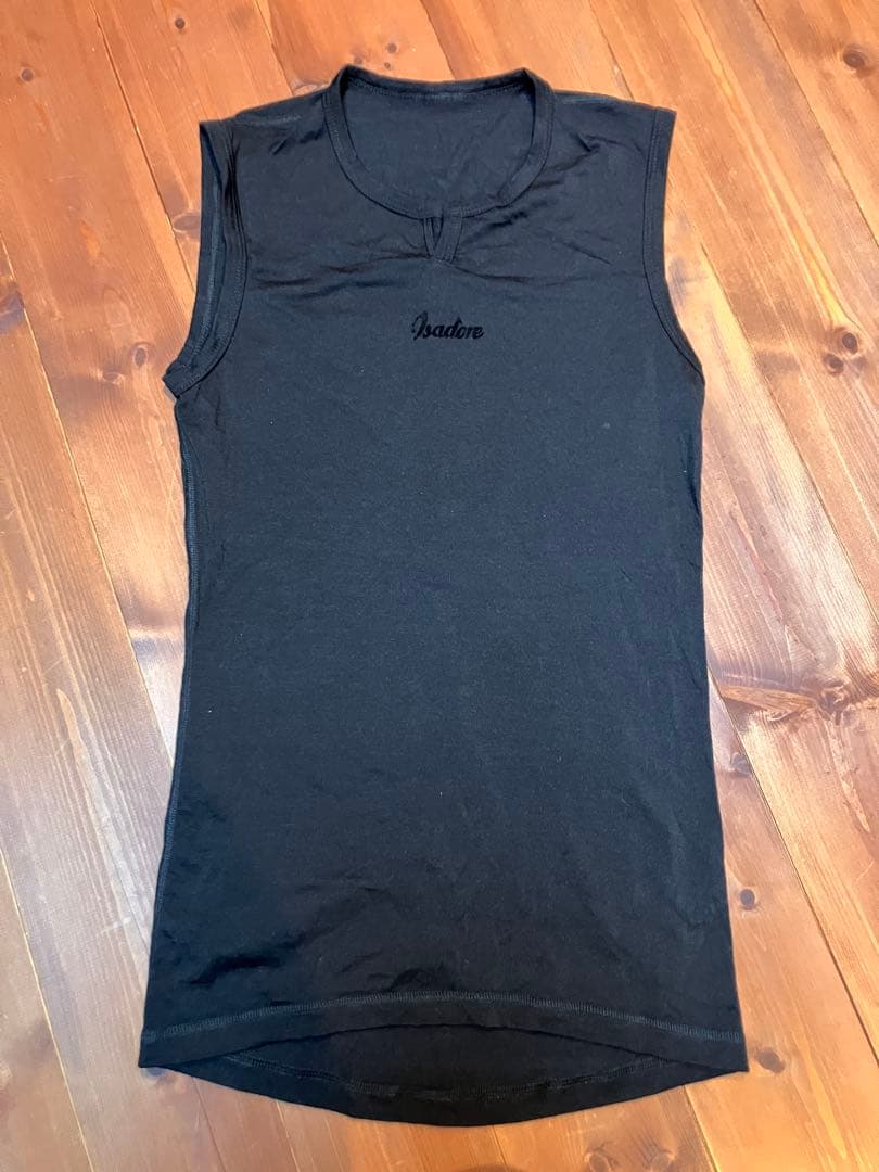 Isadore XS スリーブレスベースレイヤー 100%メリノウール