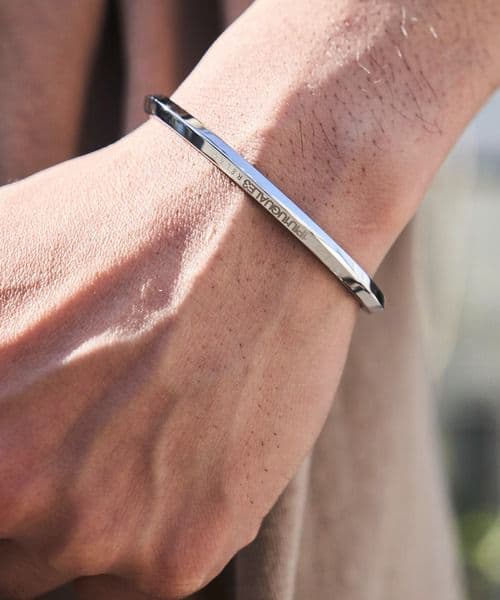 希少　極美品　1piu1uguale3　シルバー　バングル　ブレスレット　AKM