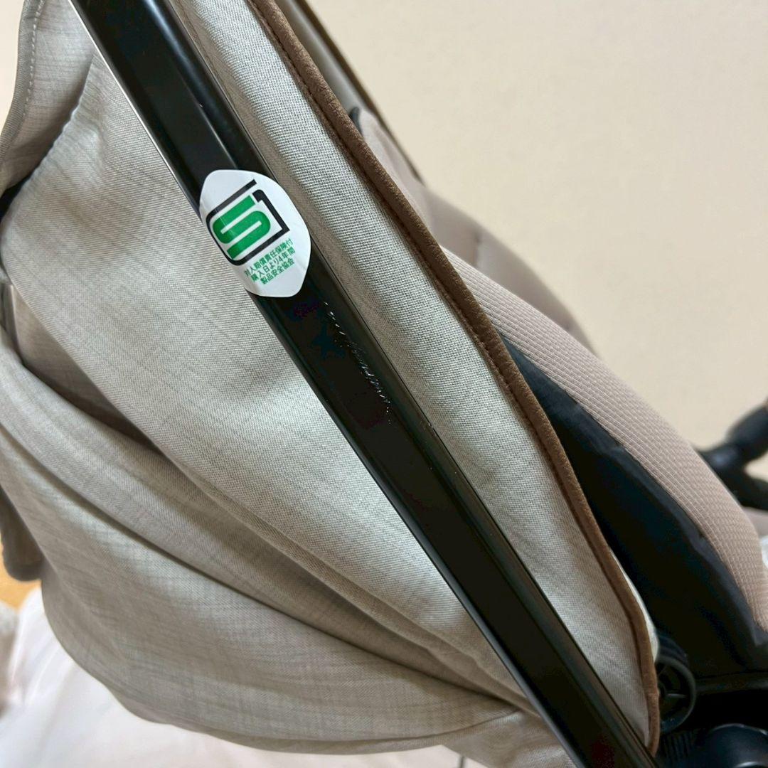 コンビ　スゴカルエアーエッグショック　ベージュ　テテアテテ　ベビーカー